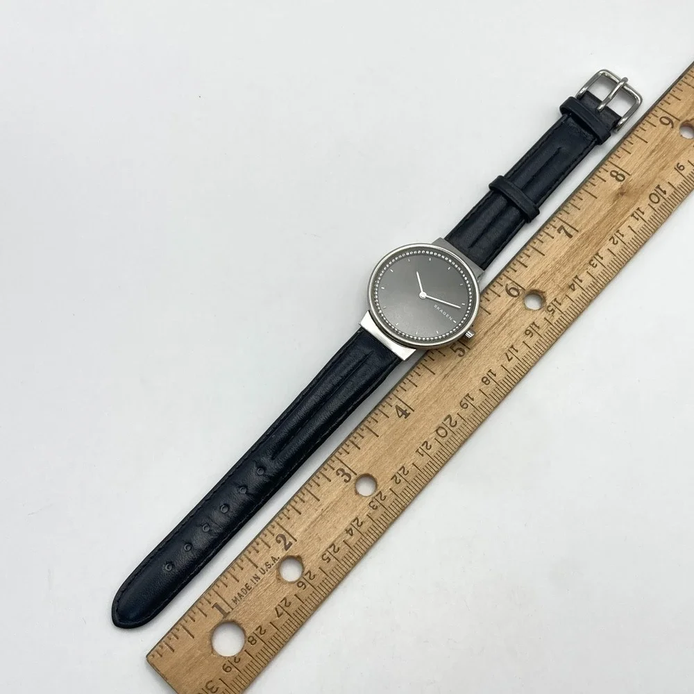 Skagen Annelie Womens Watch 34mm Silver Tone Crystals SKW2752 New Battery 8.5